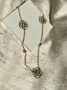 Rosa Necklace