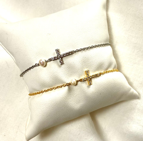 Cross Pearl Bracelet